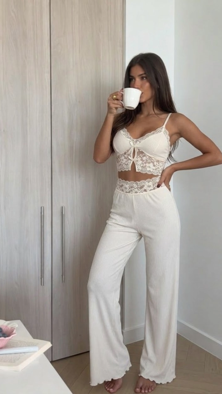 2kom Set Ženske Spavaćice, Ležerna Čipkasta Majica i Hlače sa Mašnom, Ljetna Noćna Odjeća