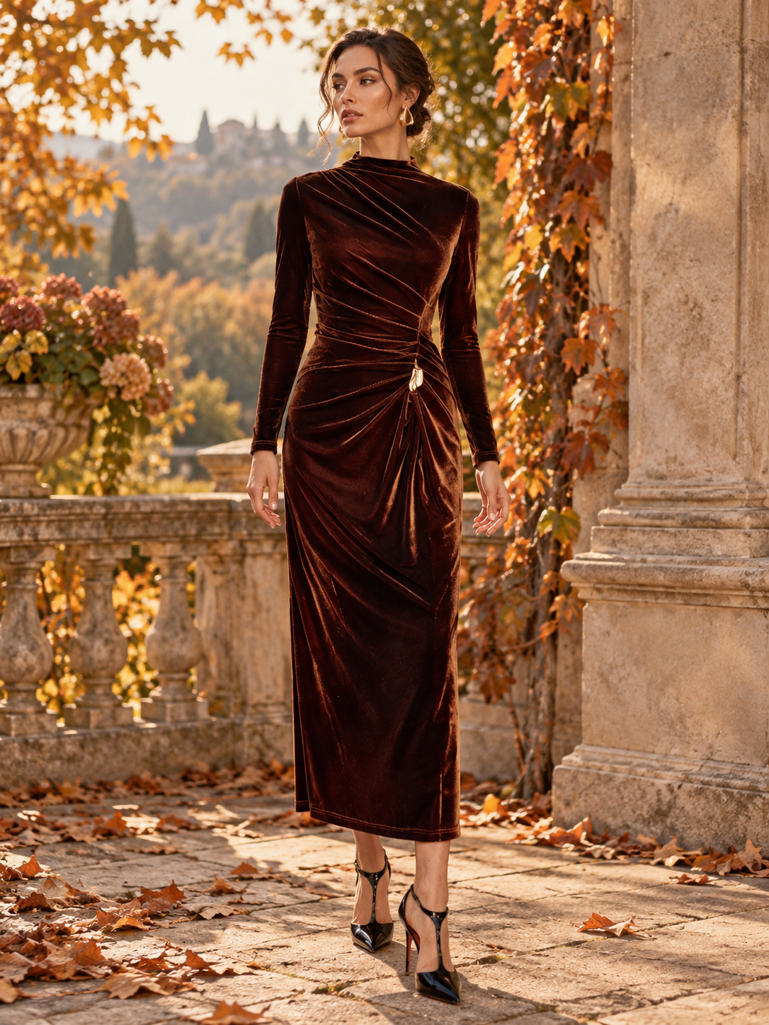 Ženska duga haljina od smeđeg baršuna s nabranim detaljima i metalnim ukrasom, elegantan stil za posao, jesen/zima