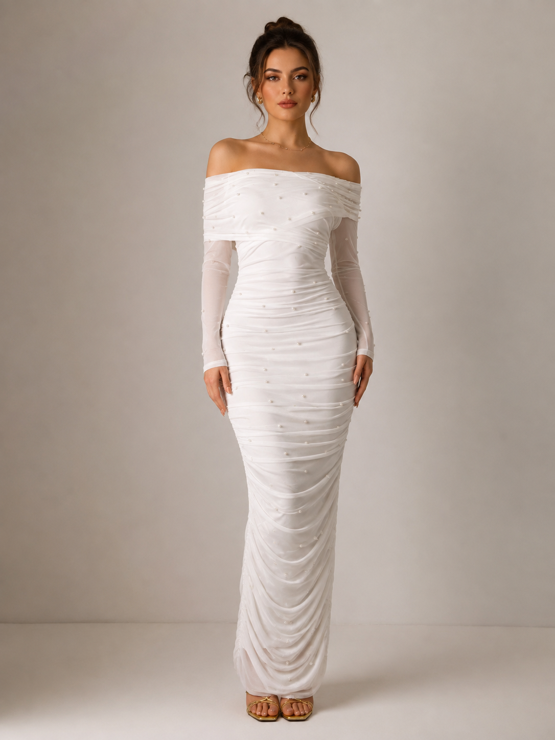 Ženska elegantna bijela maxi haljina s otvorenim ramenima, bisernim dekorom i naborima, uskog kroja, graciozna i romantična za zabavu, Valentinovo, ljetne haljine za žene, haljina za čajanku, bijela haljina za maturu, maturska odjeća, učiteljske