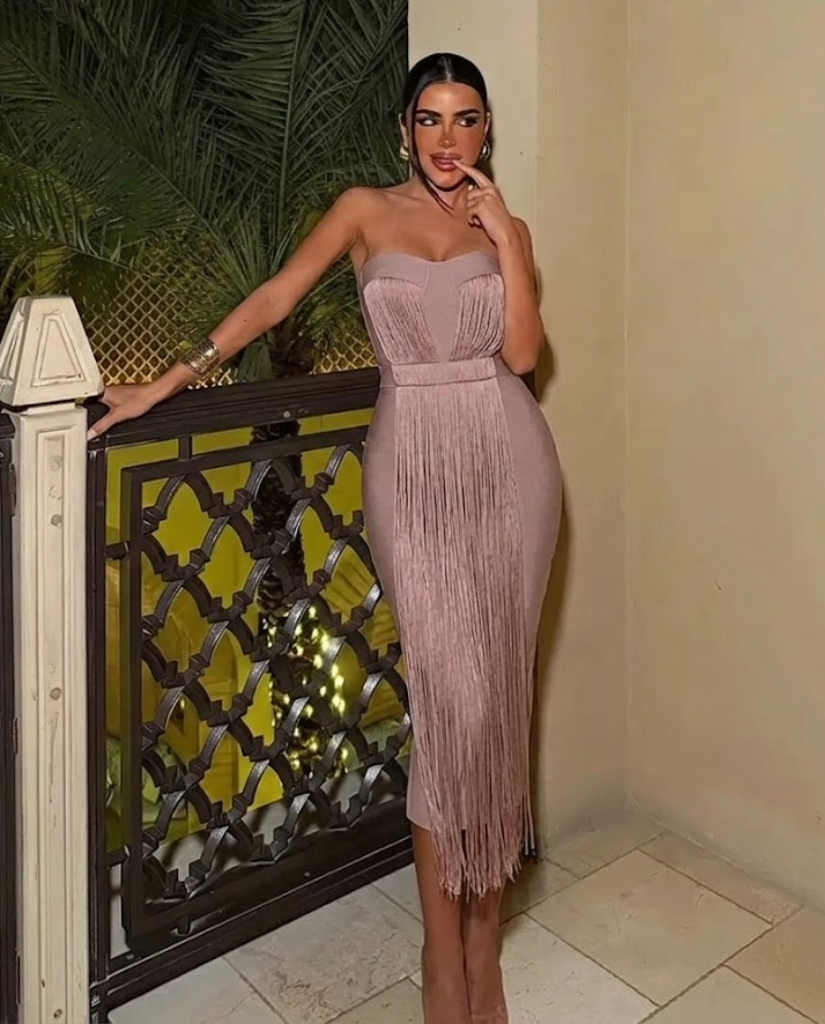 Ženska haljina bez naramenica sa resama