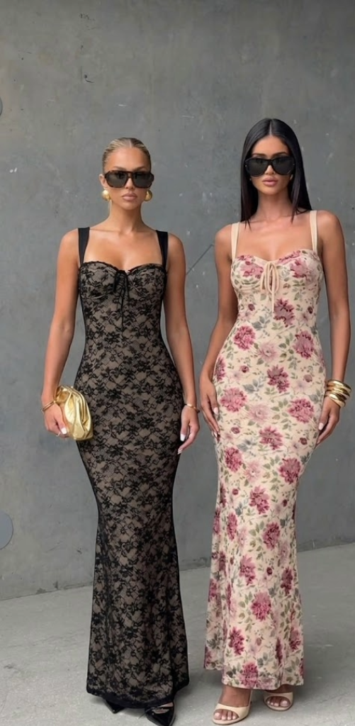 BAE Aprikotska Osnova Crvena Čipkana Top Haljina sa Razdvojenim Repom